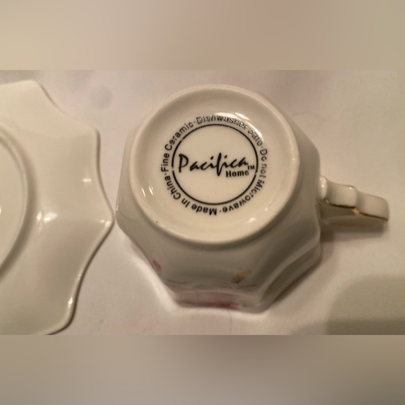 Pacifica Home Teacup & Decagon Shaped Saucer w/ Pink Cabbage Roses and Gold Trim - Picture 7 of 7